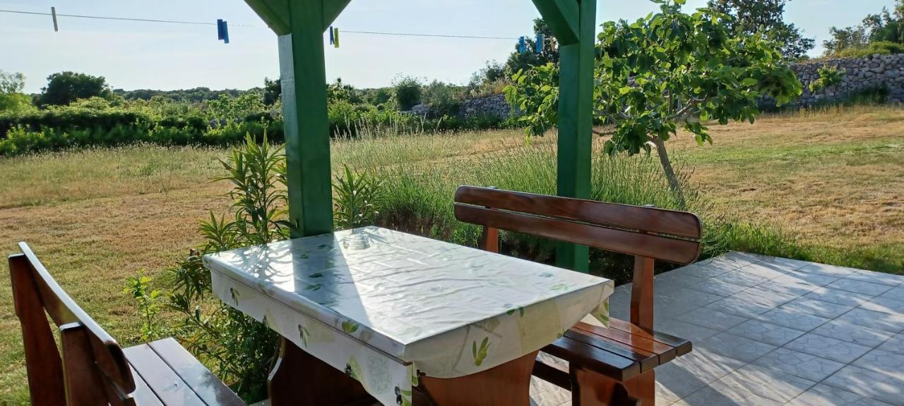 Krcina Holiday Home Cres Kültér fotó