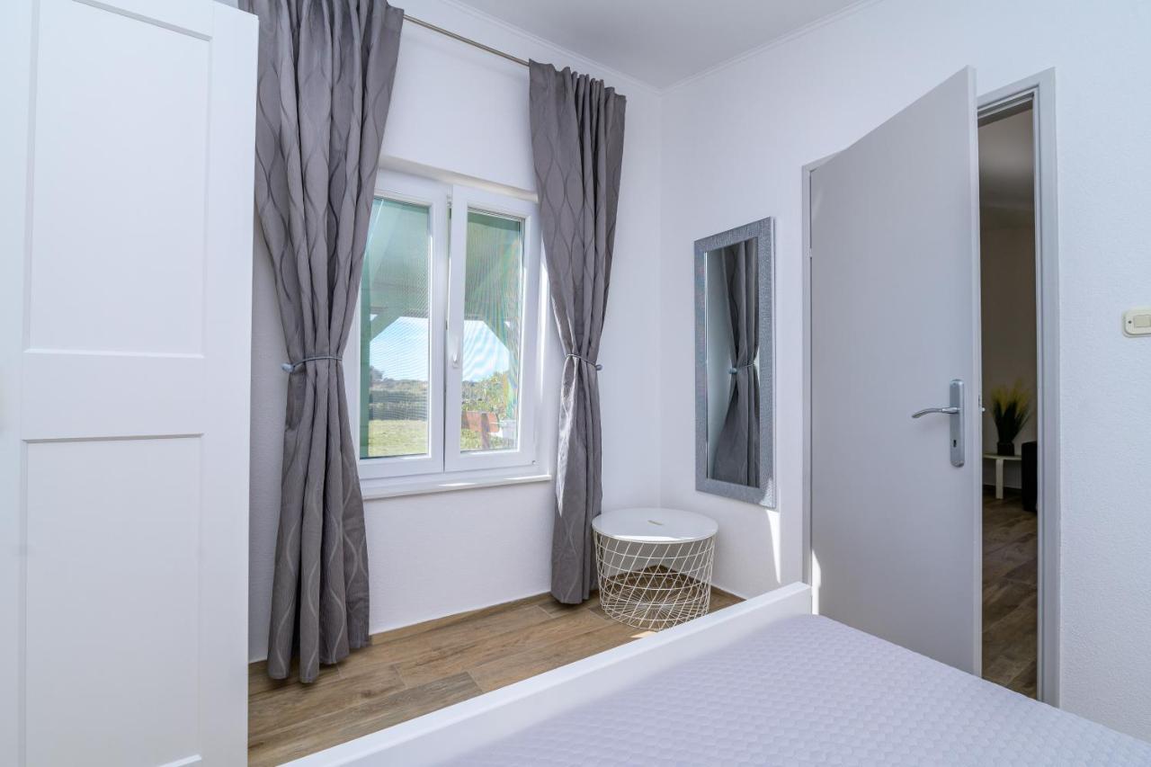 Krcina Holiday Home Cres Kültér fotó