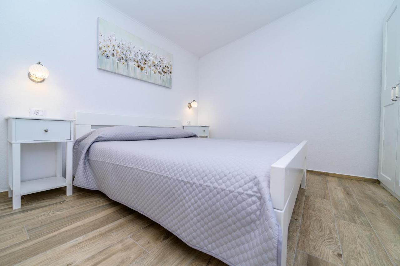 Krcina Holiday Home Cres Kültér fotó