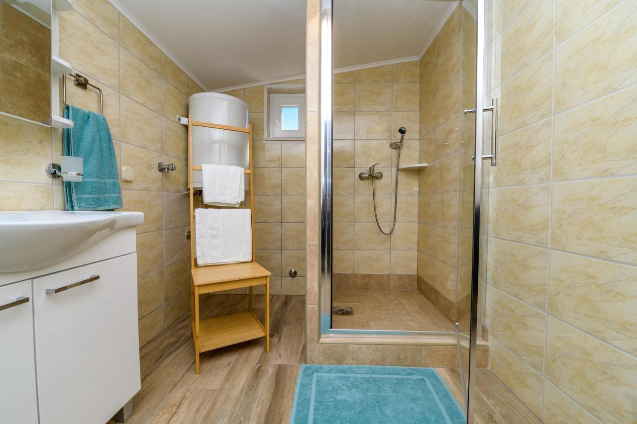 Krcina Holiday Home Cres Kültér fotó